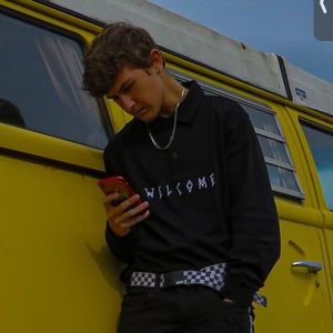 Meet your Posher, Aj